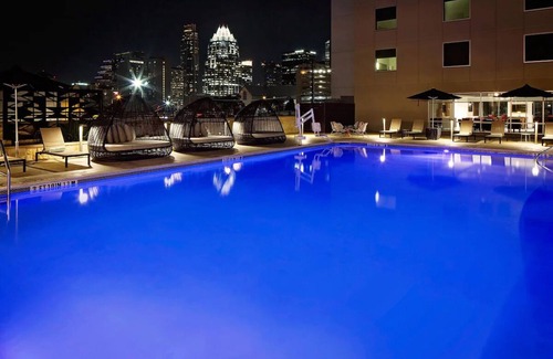 Red River Cultural District House | Enjoy Our Charming Room: Pool Access & Complimentary Breakfast Buffet