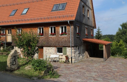 Dornhan Apartment | Enjoy peace in the 200 year old farmhouse