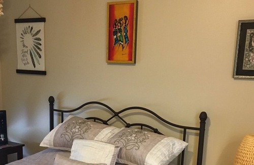 Capitol Hill House | Enjoy, Peaceful Urban Escape in Trendy Capitol Hill, Denver - 30+ day stays only