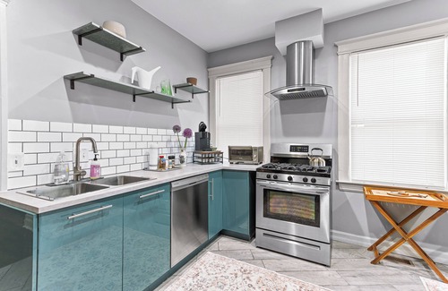 New Center Detroit House | Enjoy quiet luxury near downtown
