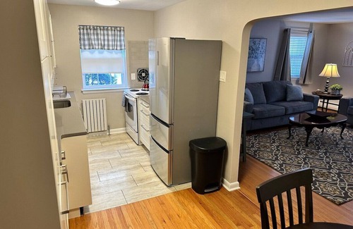 Narberth Apartment | Enjoy Small Town America in this quiet, friendly and quaint Main Line Philly town of Narberth