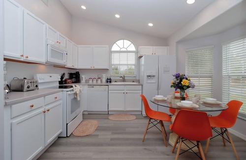Indian Point House | Enjoy Sunny Private Pool - Game Room - Lanai - Nr Disney