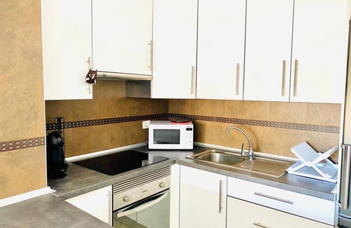 Costa Adeje Apartment | Enjoy Sunsets at Fully Equipped 2BR Oceanside View