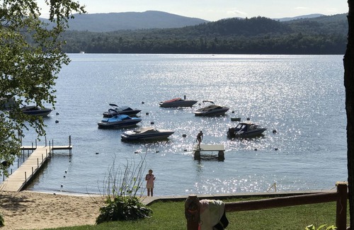 Bridgewater House | Enjoy the beautiful New England weather in the heart of the Lakes Region