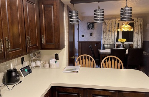 Huntingdon House | Enjoy the best of Central Pennsylvania, Raystown Lake, and Happy Valley.