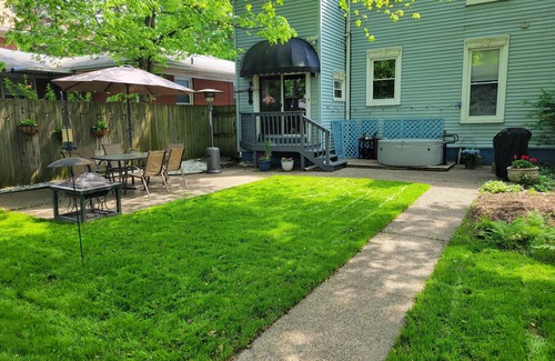 Beechmont House | Enjoy the comfort, character, charm, and location of our lovely Victorian home!