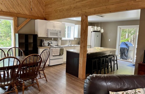 Miller Lake House | Enjoy the paradise of Lake Huron