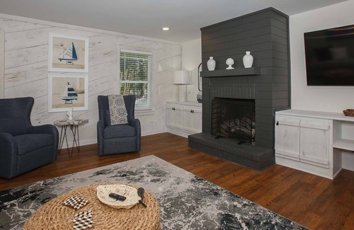 Fairhope House | Enjoy the southern Charm of this Home and the History of the area
