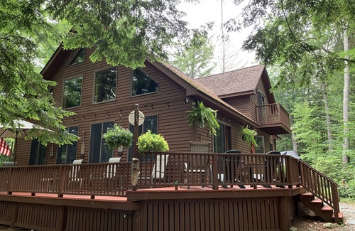 Rome Cottage | Enjoy the tranquility of Long Pond and the call of the loons