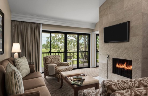 Napa Hotel | Enjoy the Vineyards of Northern California! 4 Convenient Suites w/Kitchens!