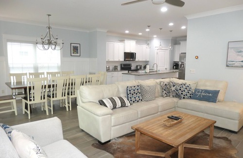 Folly Field House | Enjoy time with family and friends