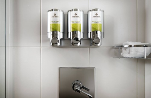 East Village Hotel | Enjoy Unique Decor, Pet-Friendly Vibes, Complimentary Treats & Drinks in Gaslamp