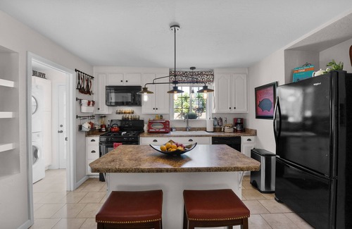 Coronado House | Enjoy your stay in a simpler time when hosts went out of their way