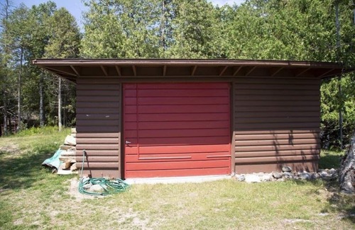 Drummond Cabin | Enjoy your very own Private Island! Seclusion and beauty await at Howard Island