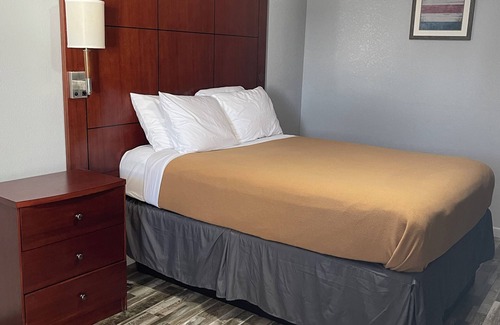 St. Marys Hotel | Enjoyable hotel with AC in charming St. Marys