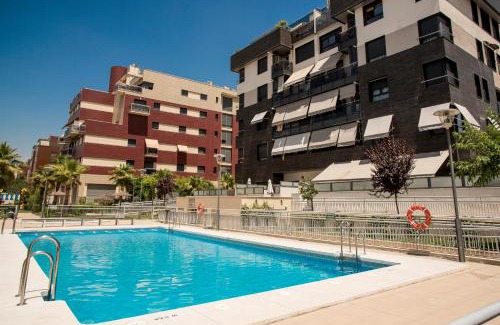 Figares Apartment | EnjoyGranada LUJO Piscina y Parking
