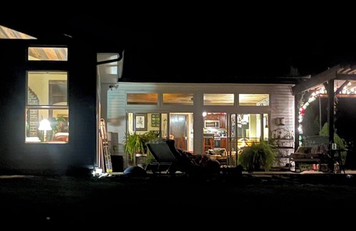 Millerton House | Enjoying the Lake Life!