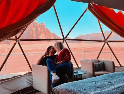 Wadi Rum Hotel | Enjoyment Point Bubbles Camp
