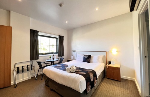 Adelaide Apartment | Ensuite City Unit