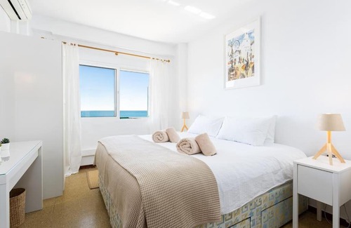 Torreblanca Apartment | Ensuite Mediterranean Sea Front
