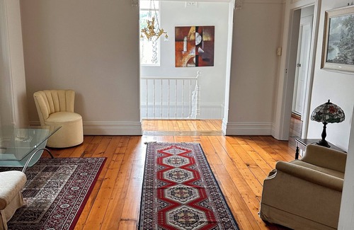 Bellevue Hill House | Ensuite Room in centrally located house in Double Bay