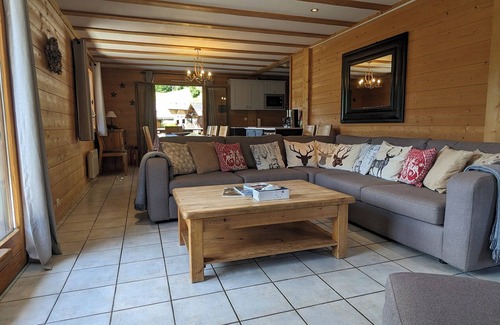 Montriond Ski Chalet | Ensuite rooms , Jacuzzi, storage ideal for ski/VTT ,MULTIPASS