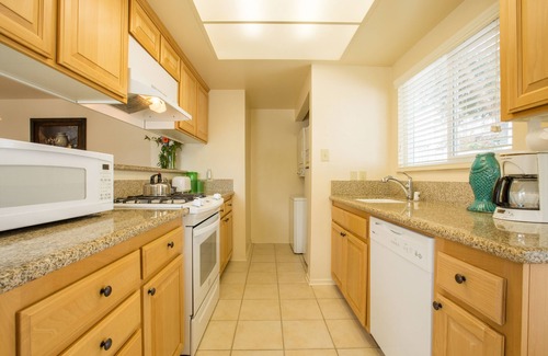 Oxnard Shores Hotel | Ensuring a Very Comfortable with a 2 Bedroom Condo! Kitchen, Free Parking!