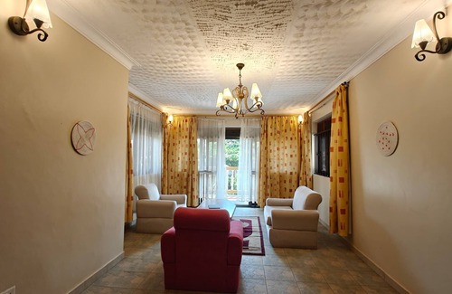 Entebbe Bed & Breakfast | Entebbe Coffee Lodge