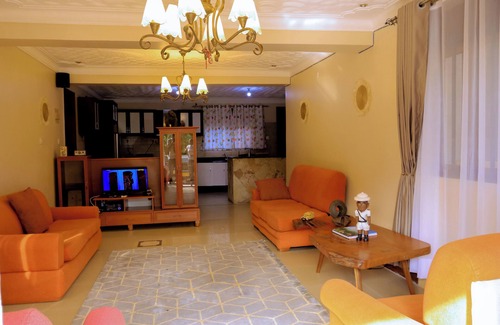 Entebbe Bed & Breakfast | Entebbe Coffee Lodge