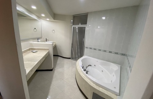 Leon Hotel | Enterprise Inn Poliforum