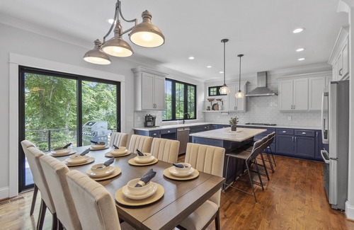 Lake Norman of Catawba House | Entertain, Enjoy Friends and Family - amazing amenities inc hot tub!