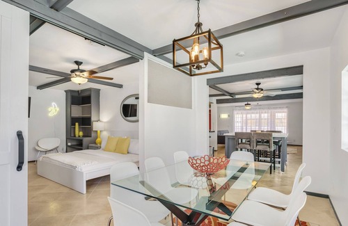 Racquet Club South House | Entertainer Grand Delight - A Ryson Property