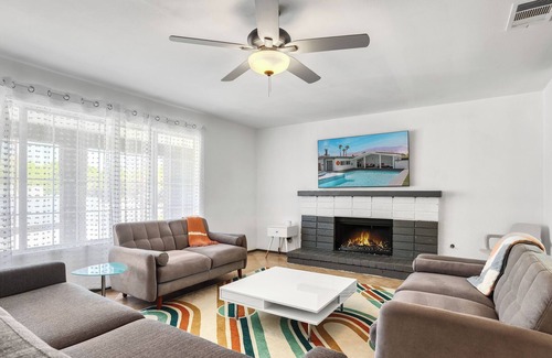 Racquet Club South House | Entertainer Grand Delight - A Ryson Property