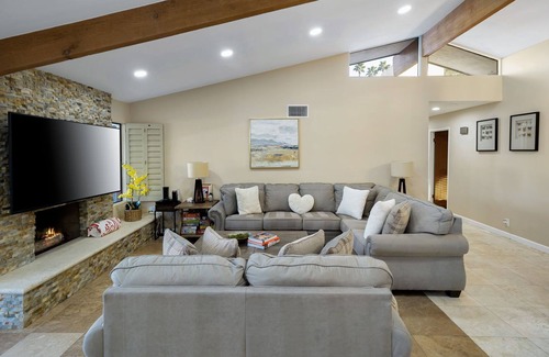 Magnesia Falls Cove House | Entertainer's Hideaway with Pool, Jacuzzi, and Outdoor Kitchen