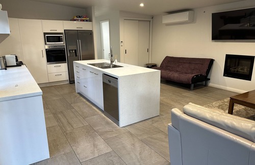 Karkari Peninsula House | Entertainer’s Dream in Doubtless Bay