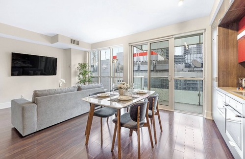 Toronto Entertainment District Apartment | Entertainment District Suites & Towers Toronto