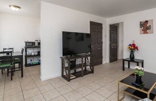 Northridge Apartment | Entire 1-Bedroom Apartment