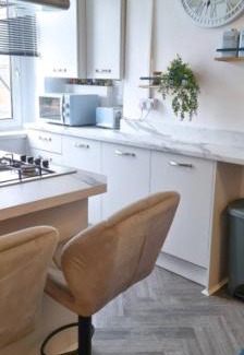 Riverside Apartment | Entire 2 Bed Flat on 3rd floor near City Centre & Stadium