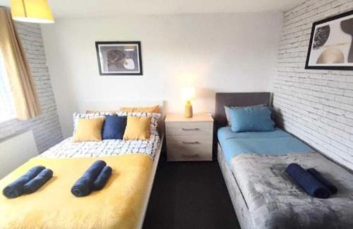 North Shields Apartment | Entire 2 bed home, North Shields, UK FREE parking