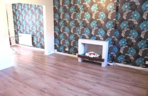 Bolton Apartment | Entire 3 Bedroom Furnished Home