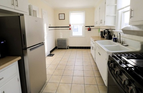 West Orange Apartment | Entire 3BR Apt Near EWR & NYC