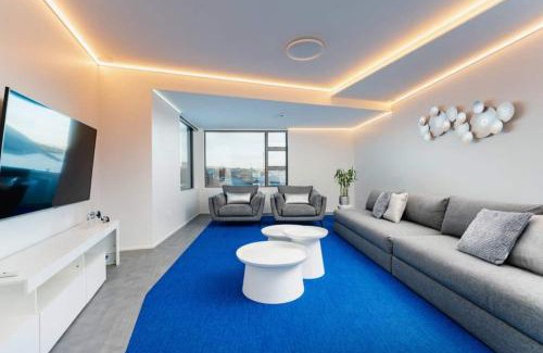 Dunedin City Centre Apartment | Entire 4 Room Boutique Hotel - Central Dunedin