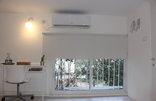 Neve Tzedek Apartment | ENTIRE APARTMENT Beautiful garden duplex