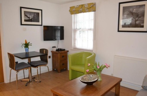 Montpellier Apartment | Entire apartments in the heart of the Suffolks - GL50 Apartments