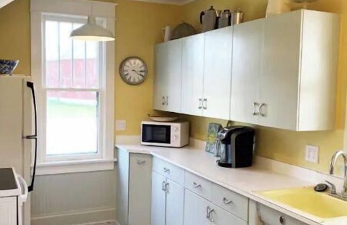 Winterset Other | Entire farmhouse in the country