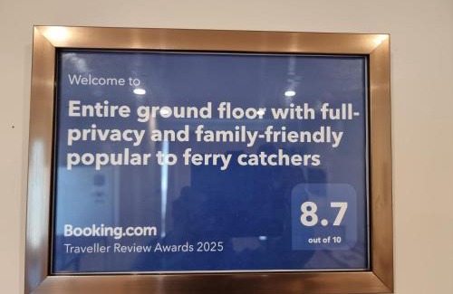 Johnsonville Apartment | Entire ground floor with full-privacy and family-friendly popular to ferry catchers