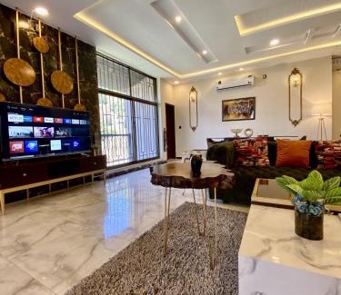Dhirkot House | Entire Holiday Home in Galiyat with Valley Views