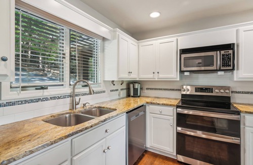 Big Canoe House | Entire home, Big Canoe Lakefront Property