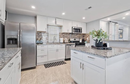 Havre De Grace House | Entire home, great location, no cleaning fee