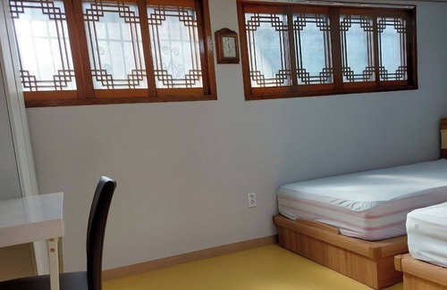 Gahoe-dong House | [entire Home] ""